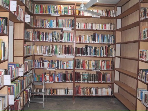 The Markas al Nour library